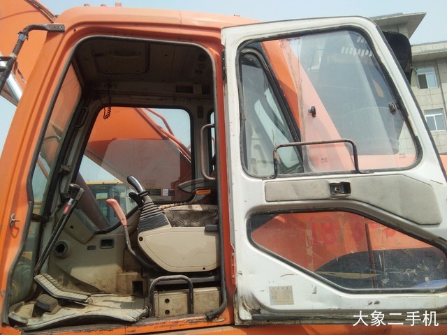 斗山 DH220LC-7 挖掘机