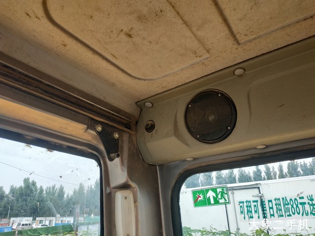 龙工 LG6060D 挖掘机