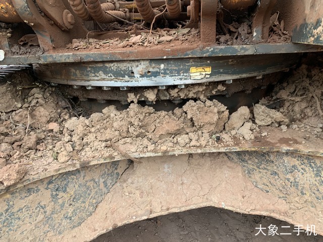 现代 R305LC-9T 挖掘机
