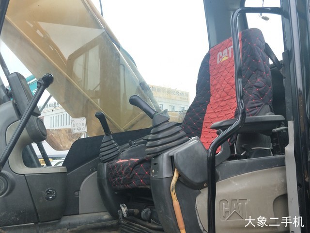 卡特彼勒 324D 挖掘机