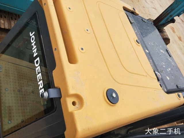 约翰迪尔 E240SC 挖掘机