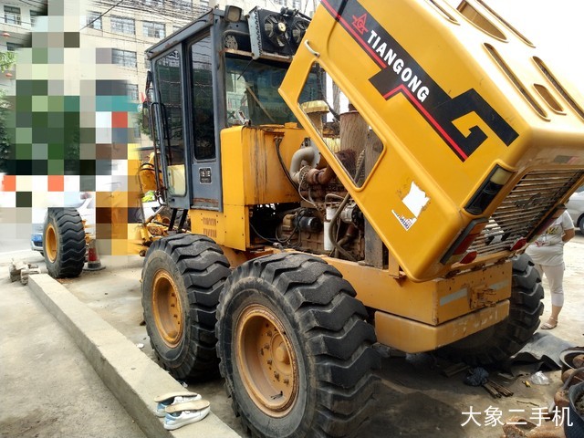 天工 PY180G 平地机