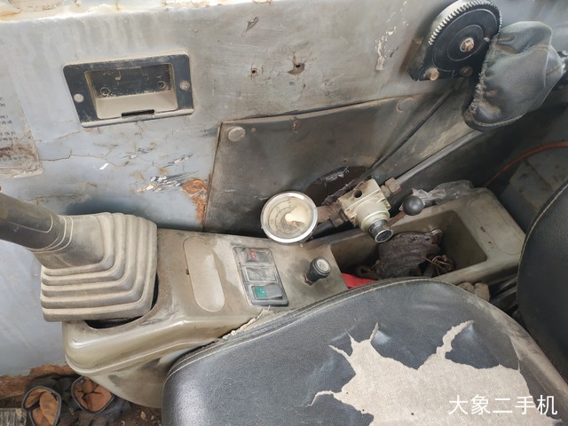 恒特重工 HT150-8 挖掘机