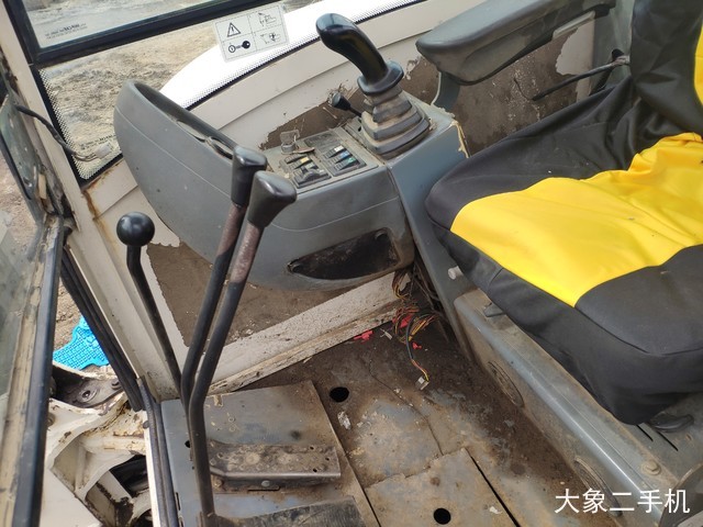 特雷克斯 TC60 挖掘机