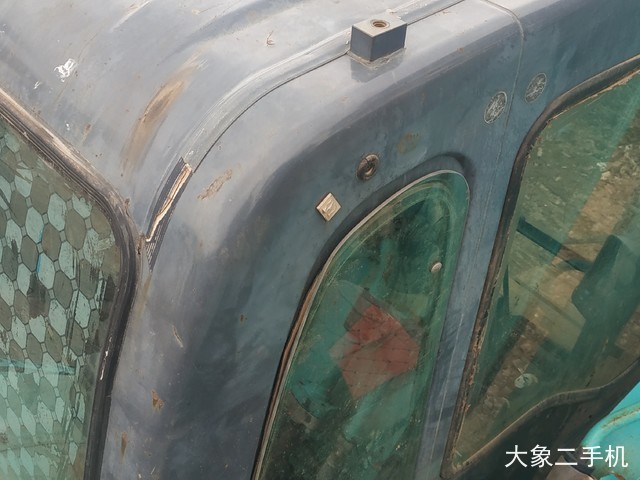 神钢 SK260LC-8 挖掘机