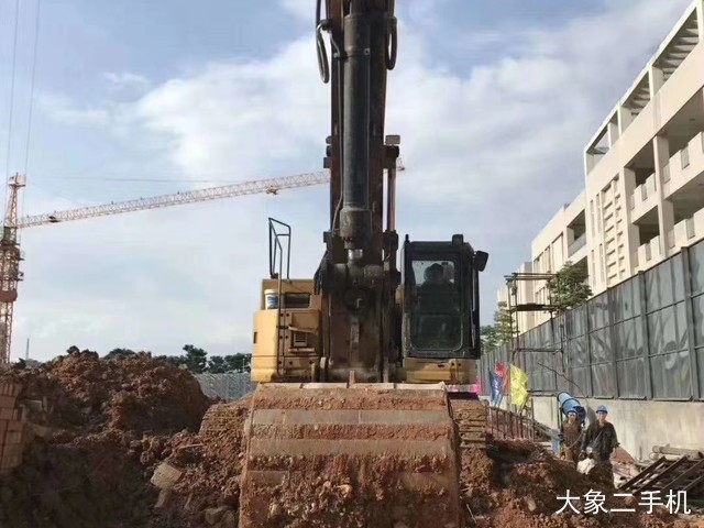 卡特彼勒 328DLCR 挖掘机