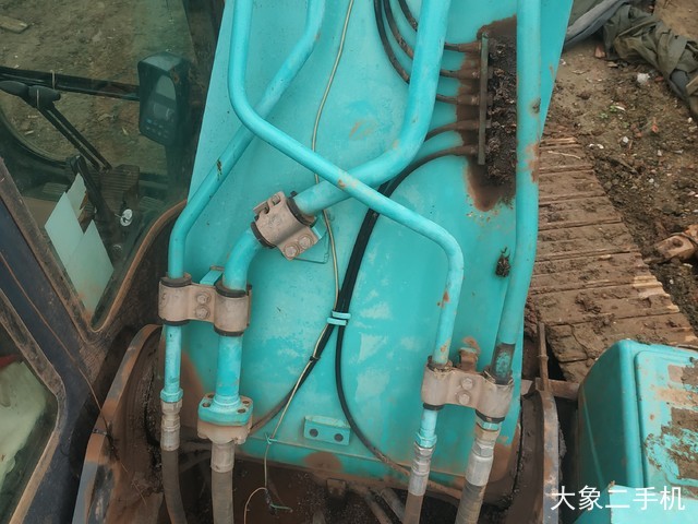 神钢 SK260LC-8 挖掘机