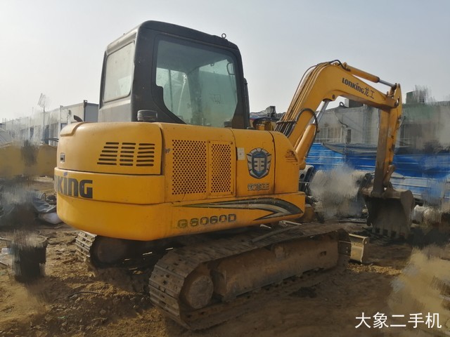 龙工 LG6060D 挖掘机