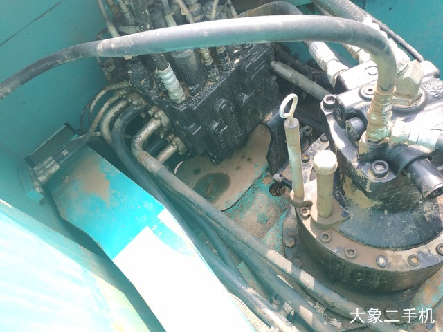 神钢 SK260LC-8 挖掘机