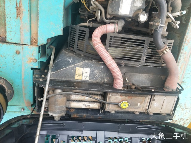 神钢 SK260LC-8 挖掘机