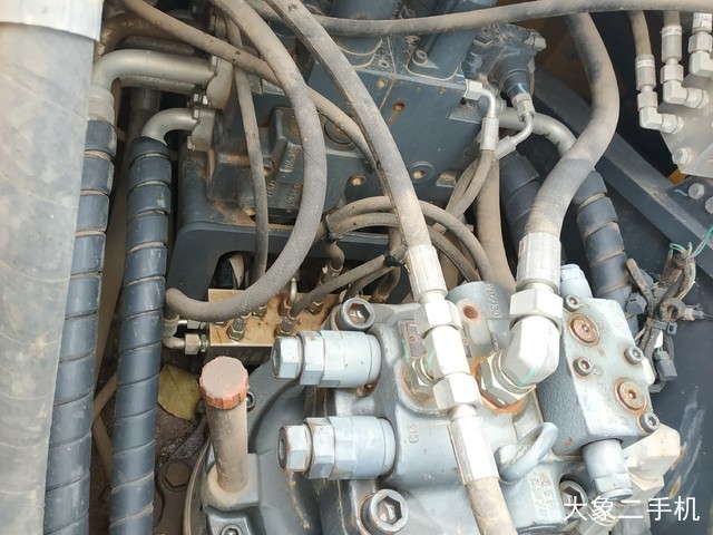 约翰迪尔 E210 LC 挖掘机