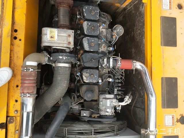 龙工 LG6225 挖掘机