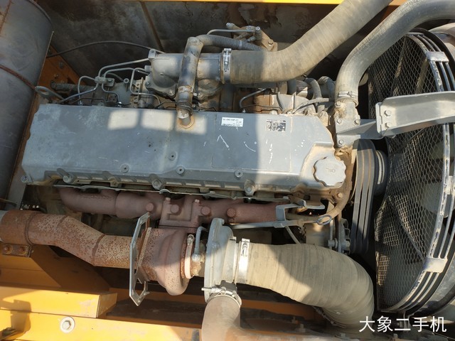 三一重工 SY335C 挖掘机
