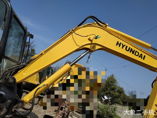 现代 R60-7 挖掘机