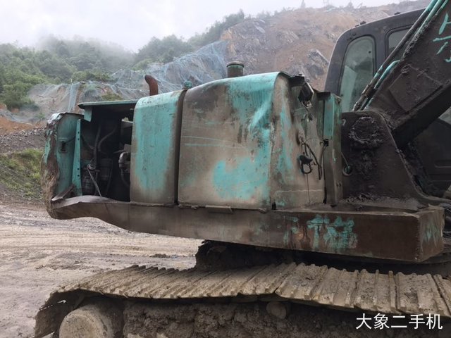 神钢 SK250LC-8 挖掘机