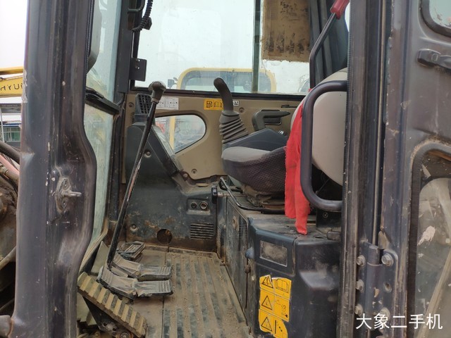 日立 ZX65 挖掘机