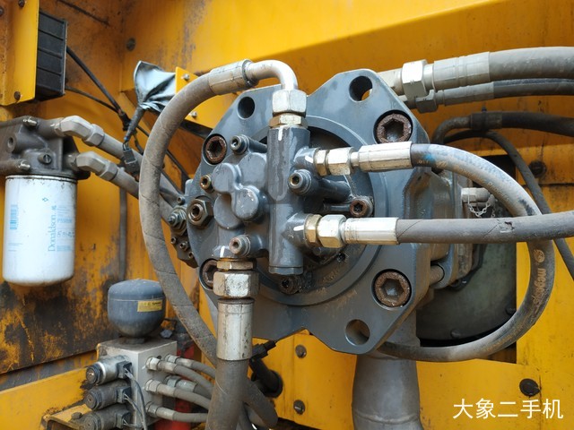 徐工 XE370CA 挖掘机