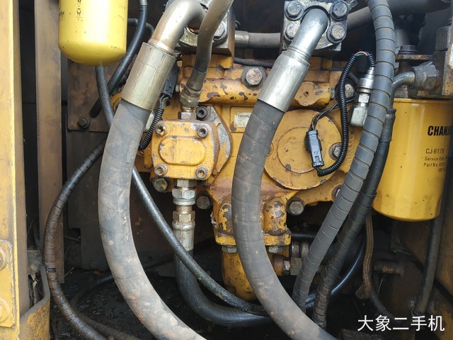 卡特彼勒 320C 挖掘机