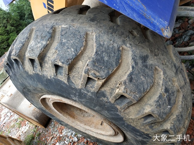 龙工 LG853B 装载机