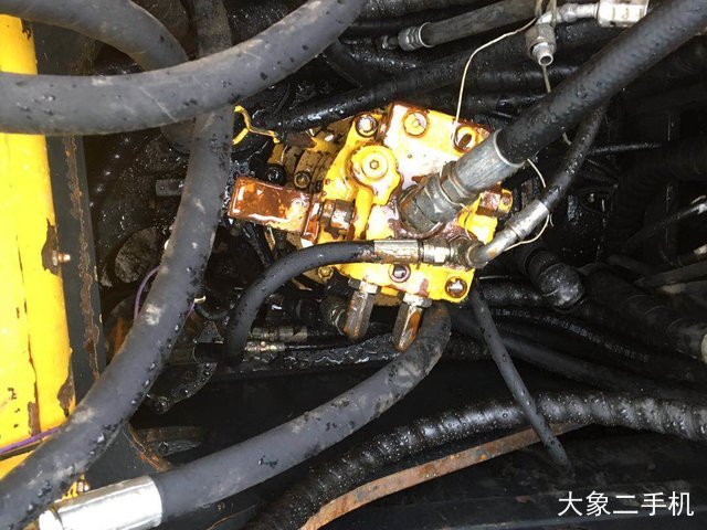 现代 R80-7 挖掘机