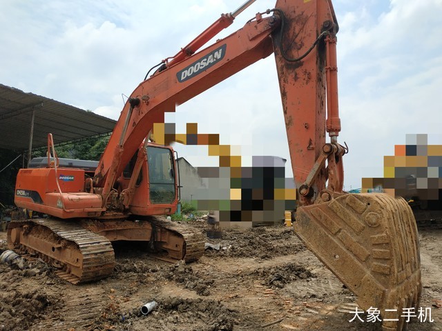 斗山 DH225LC-9 挖掘机