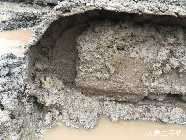 卡特彼勒 320C 挖掘机