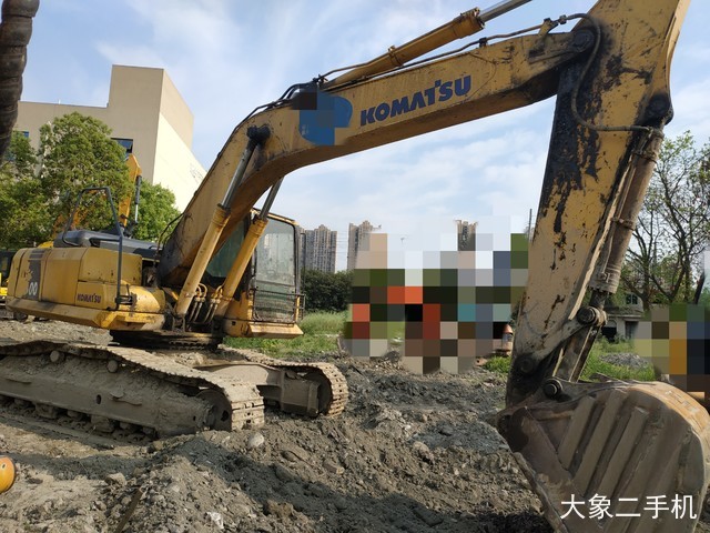 小松 PC270-7 挖掘机
