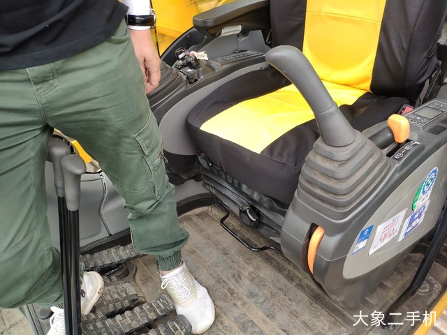 住友 SH200-6 挖掘机