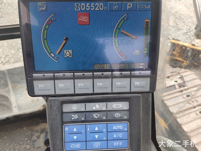 小松 PC60-8 挖掘机