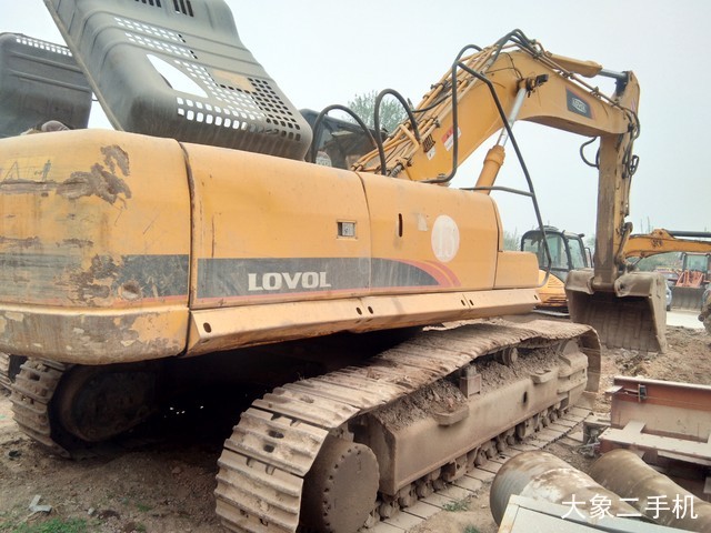 雷沃重工 FR370 挖掘机