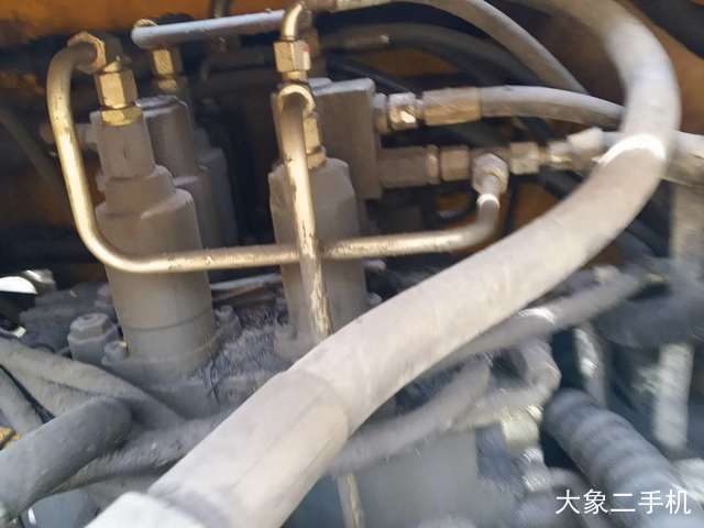 徐工 XE260C 挖掘机