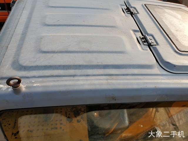 徐工 XE150D 挖掘机