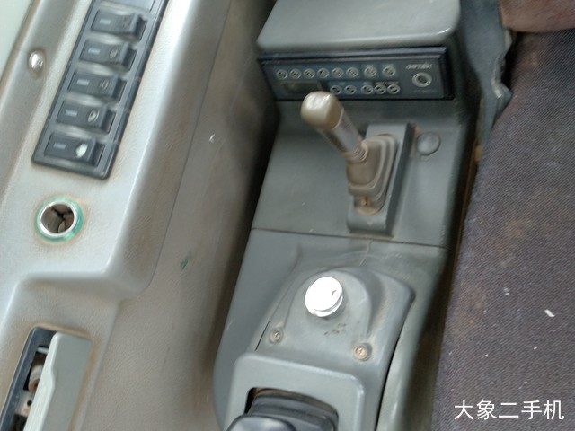 神钢 SK60-C 挖掘机