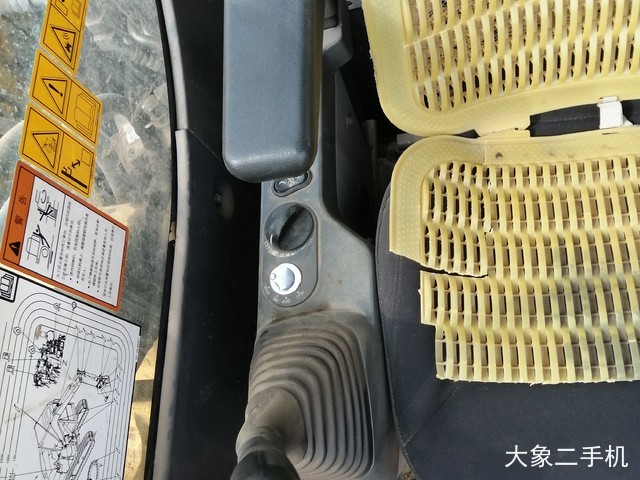 小松 PC60-8 挖掘机
