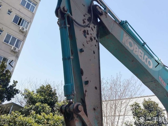 神钢 SK260LC-10 挖掘机