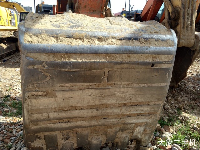 日立 ZX270-3 挖掘机