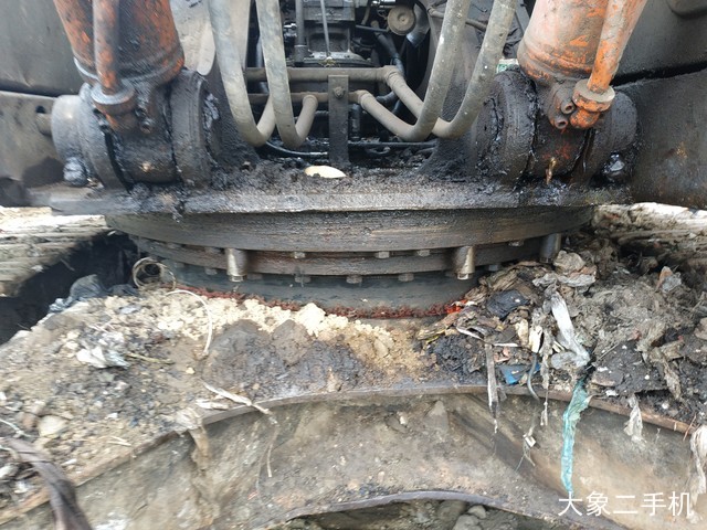 日立 ZX240LC-3 挖掘机