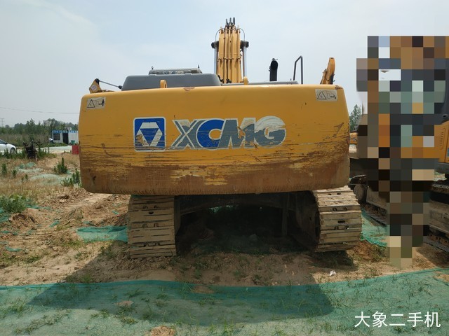 徐工 XE370CA 挖掘机