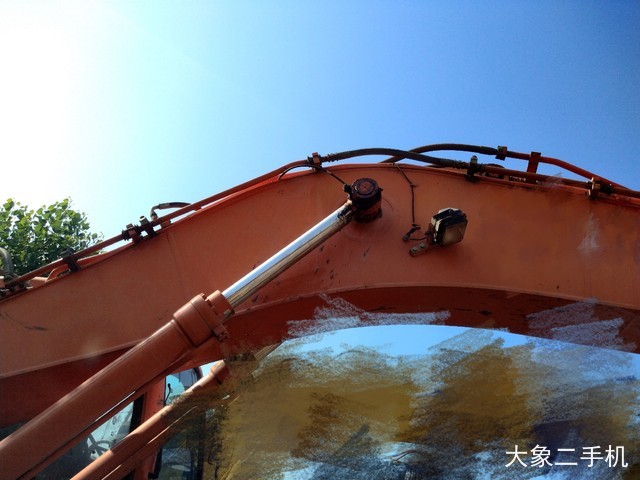 斗山 DX260LC 挖掘机