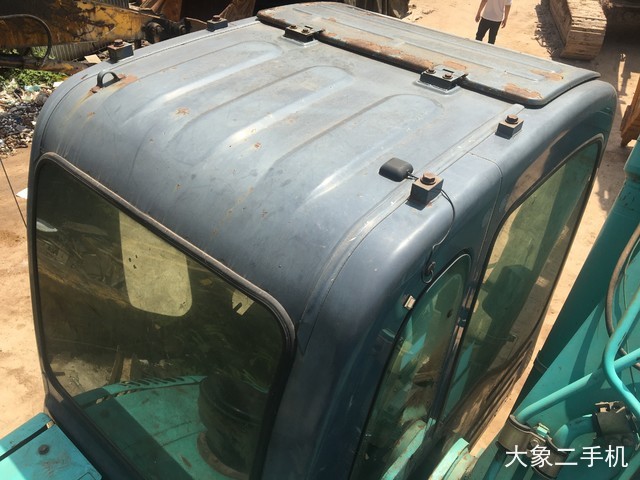神钢 SK260LC-8 挖掘机