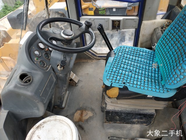 龙工 LG853B 装载机