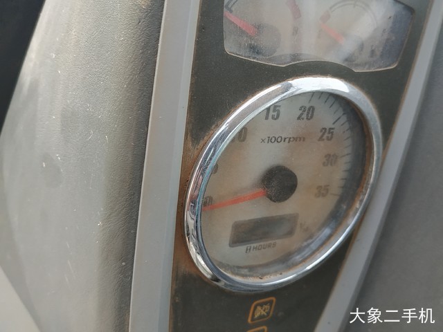 现代 R60-7 挖掘机