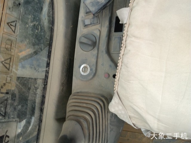 三一重工 SY135C 挖掘机