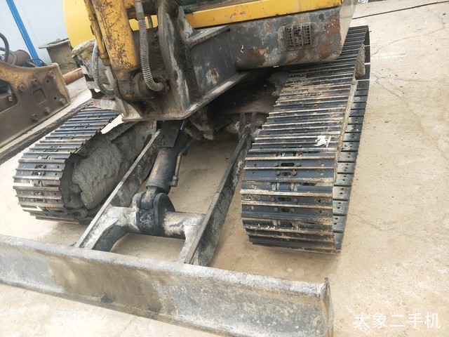 山东临工 LG665 挖掘机