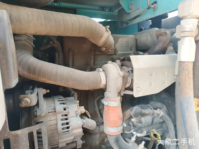 神钢 SK75-8 挖掘机