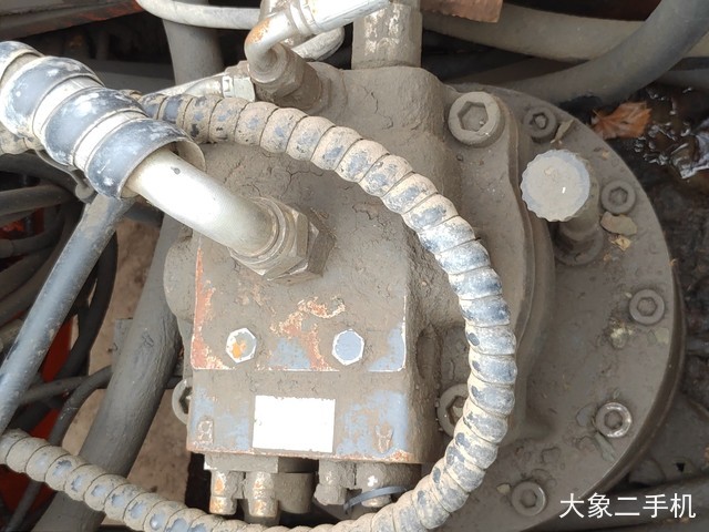 斗山 DX260LC 挖掘机