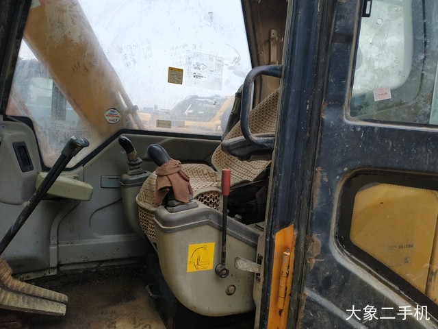 雷沃重工 FR80G 挖掘机