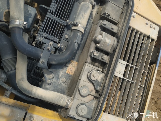 小松 PC220-8 挖掘机