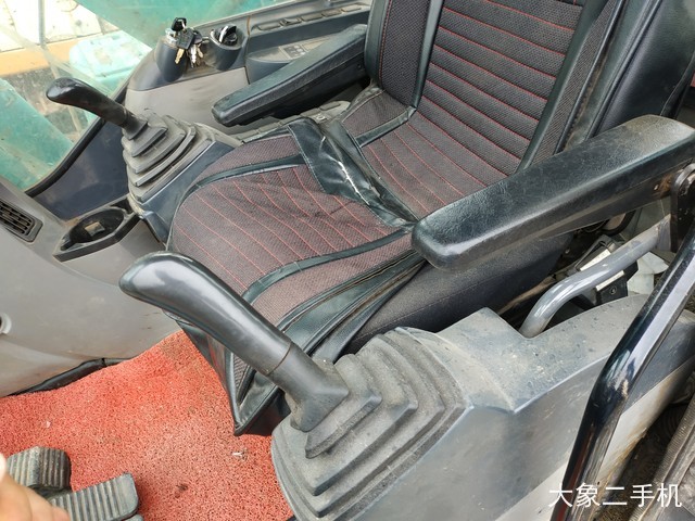 神钢 SK350LC-8 挖掘机