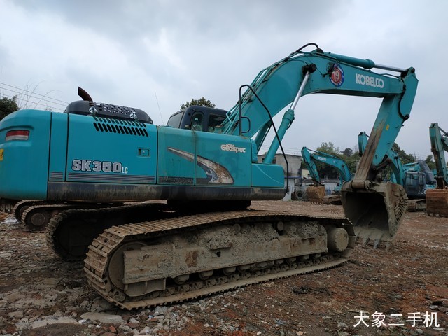 神钢 SK350LC-8 挖掘机